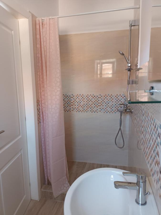 Vila Cosmin Hotel Eforie Nord Buitenkant foto